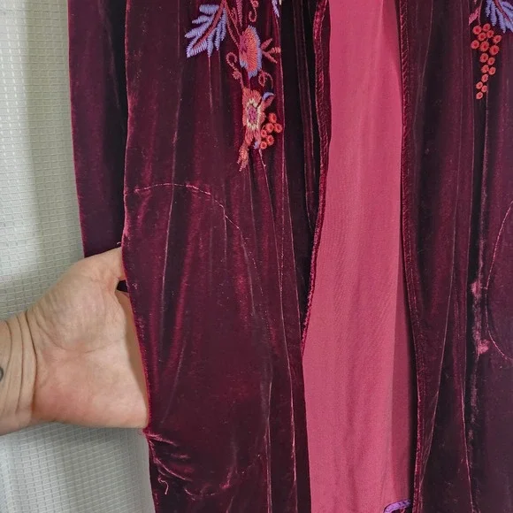 JOHNNY WAS Marcella Velvet Duster Silk Blend Embroidered S Wine - Picture 6 of 10